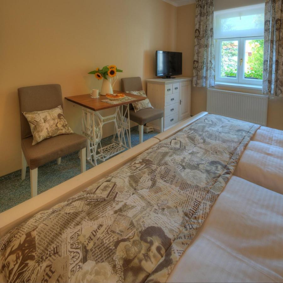 Hotel Pansky Dum Nove Mesto na Morave Zewnętrze zdjęcie
